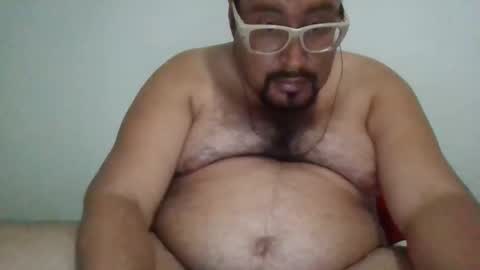 Snapshot of papi_adiel4 chatting on March 8, 2:04 am papi_adiel4 online show from March 8, 2:04 am