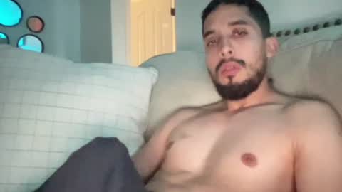 Snapshot of papicubano_guapo23cm chatting on June 30, 11:22 am papicubano_guapo23cm online show from June 30, 11:22 am