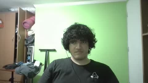 Snapshot of papitowilly999 chatting on December 19, 1:28 am Papito online show from December 19, 1:28 am