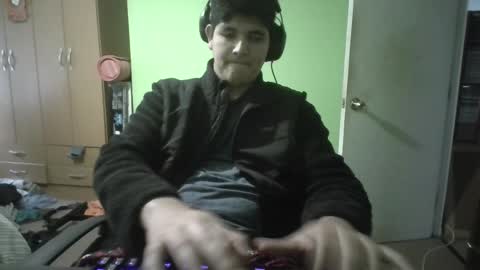 Snapshot of papitowilly999 chatting on May 8, 7:08 pm Papito online show from May 8, 7:08 pm