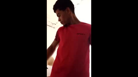 Snapshot of papiyosue chatting on March 19, 12:14 am papiyosue online show from March 19, 12:14 am