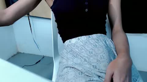 Snapshot of paprikaxx chatting on February 24, 5:22 am Lexi cum and dildo ride in pvt online show from February 24, 5:22 am