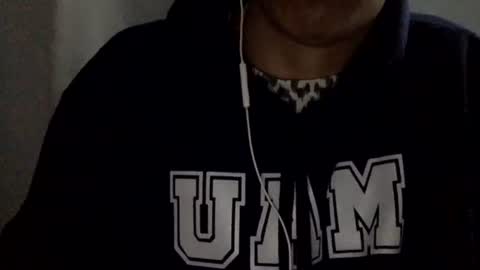 Snapshot of papy_dani33 chatting on February 28, 7:48 am papy_dani33 online show from February 28, 7:48 am