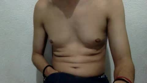 Snapshot of papy_dani33 chatting on April 7, 5:52 am papy_dani33 online show from April 7, 5:52 am