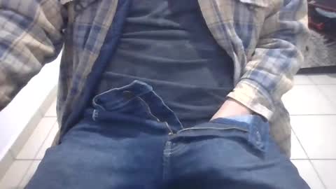 Snapshot of paracelsus11 chatting on January 20, 2:22 am paracelsus11 online show from January 20, 2:22 am