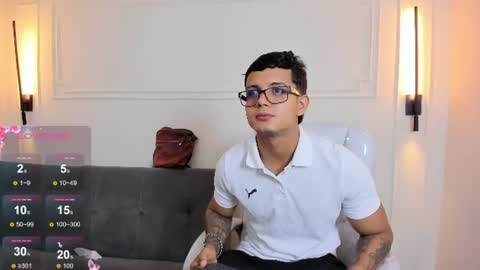Ryan And Casper online show from June 18, 1:26 pm