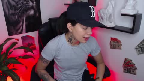 Paris D angelo online show from February 4, 12:19 am