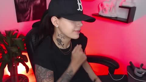 Paris D angelo online show from March 7, 11:16 pm