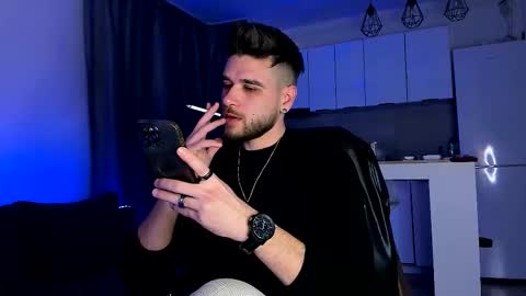 Paris online show from December 2, 7:53 pm