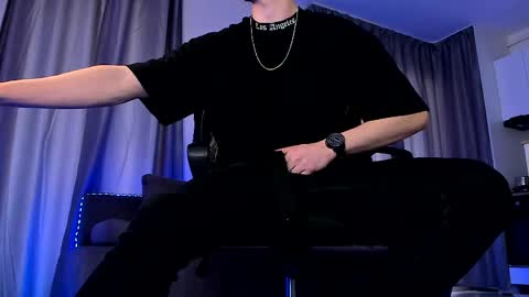 Paris online show from April 9, 5:18 am