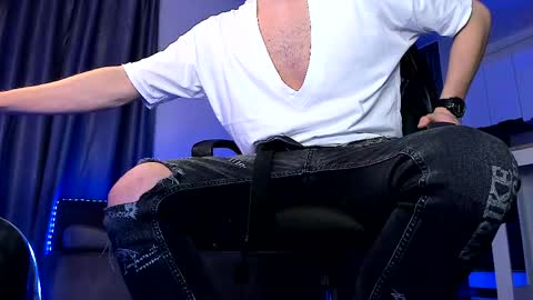 Paris online show from April 20, 9:05 pm