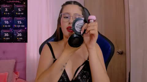 Paris online show from February 12, 6:14 pm