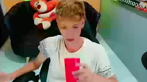 Snapshot of park_jimin1 chatting on September 18, 5:15 pm park_jimin1 online show from September 18, 5:15 pm