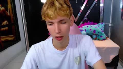 Snapshot of park_jimin1 chatting on September 25, 12:09 pm park_jimin1 online show from September 25, 12:09 pm