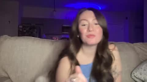 Snapshot of parkermonroeofficial chatting on January 8, 3:42 am Parker Monroe online show from January 8, 3:42 am