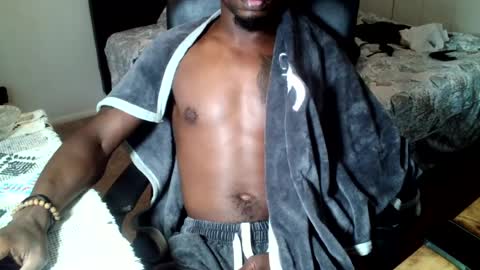 Snapshot of parlaytellio chatting on August 9, 11:31 pm Parlay Tellio online show from August 9, 11:31 pm