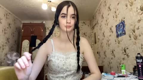 Snapshot of partheniamachle chatting on June 8, 5:08 am Milana online show from June 8, 5:08 am