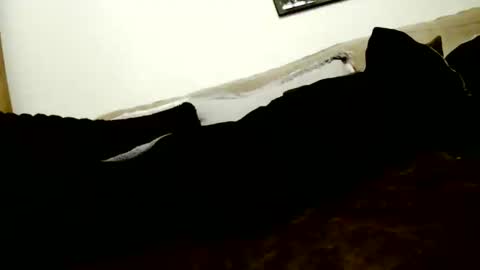 Snapshot of party_n_my_pantz chatting on March 5, 12:39 am party_n_my_pantz online show from March 5, 12:39 am