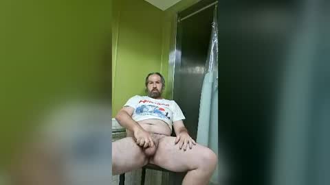 Snapshot of partyboi201399 chatting on July 18, 1:10 am partyboi201399 online show from July 18, 1:10 am