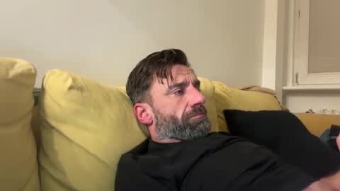 Snapshot of pas43 chatting on November 27, 4:47 am pas43 online show from November 27, 4:47 am