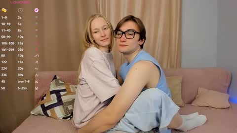 We Katrin and Moris online show from October 24, 1:40 pm
