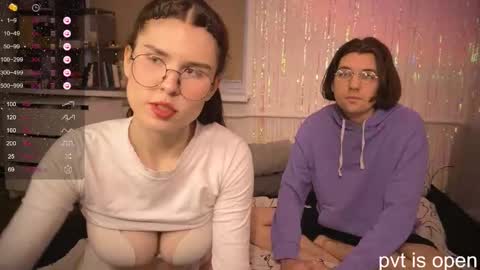 Zoe online show from February 8, 2:42 pm