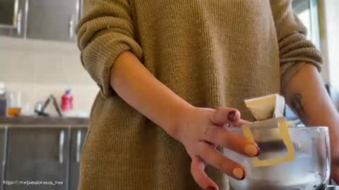 Call me Miss Alice Careful Passion Queen online show from April 15, 6:42 am