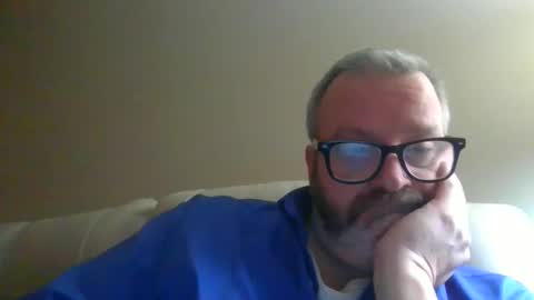 Snapshot of passporttraveler1 chatting on January 8, 1:53 am passporttraveler1 online show from January 8, 1:53 am