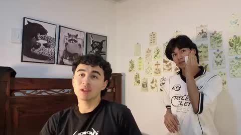 Snapshot of patri_ck_villa chatting on June 9, 2:23 am patri_ck_villa online show from June 9, 2:23 am