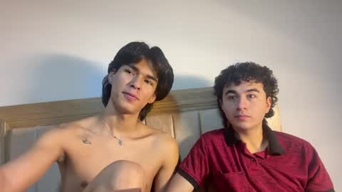 Snapshot of patri_ck_villa chatting on June 16, 1:47 pm patri_ck_villa online show from June 16, 1:47 pm