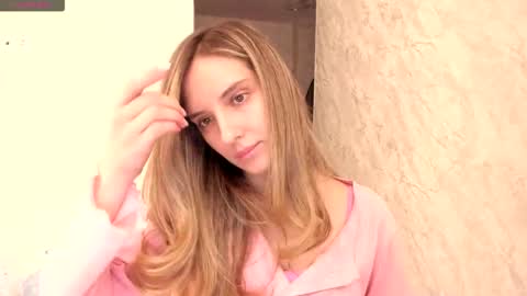 Patricia online show from February 6, 2:31 pm