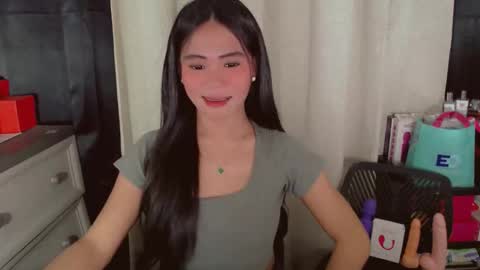Snapshot of patricialovesyou chatting on April 21, 12:11 pm PATRICIA online show from April 21, 12:11 pm