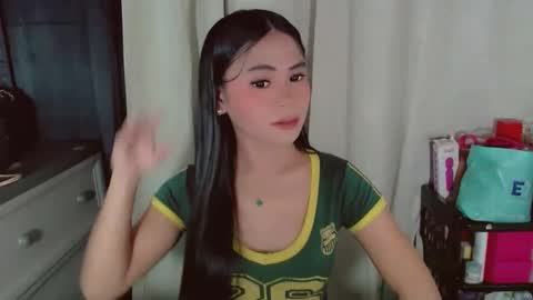 Snapshot of patricialovesyou chatting on June 5, 9:48 am PATRICIA online show from June 5, 9:48 am