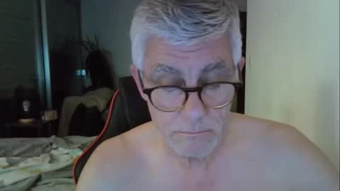 Snapshot of patrick5275 chatting on April 29, 8:26 pm patrick5275 online show from April 29, 8:26 pm