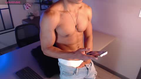 Patrick Brown online show from December 21, 12:06 pm