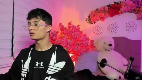 Patrick online show from May 31, 3:58 am