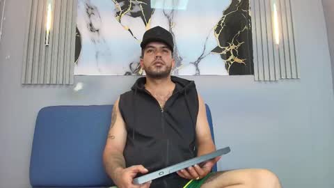 PATRICK online show from February 6, 2:53 pm