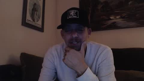 Snapshot of patrickbond007 chatting on November 10, 1:37 am patrickbond007 online show from November 10, 1:37 am