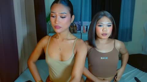 patring292004 online show from April 18, 2:43 pm