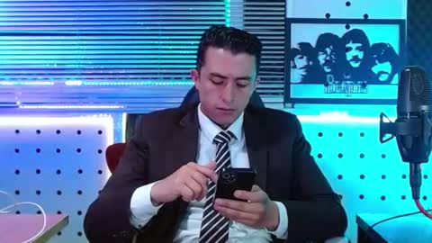 Snapshot of patronsexx chatting on June 18, 2:10 pm Darko0717 online show from June 18, 2:10 pm