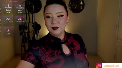 Snapshot of pattymilf_ofc chatting on July 11, 11:17 pm Patty online show from July 11, 11:17 pm