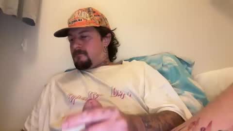 Snapshot of pattys_worlds chatting on May 20, 12:17 am Patty online show from May 20, 12:17 am
