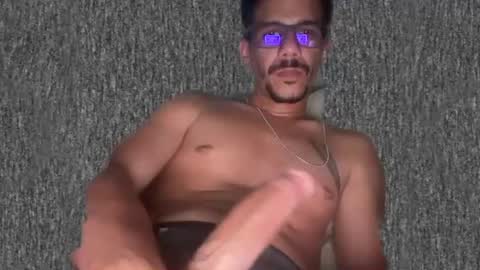 Snapshot of patucuestebi chatting on April 27, 6:33 am Patucuestebi online show from April 27, 6:33 am