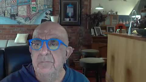 Snapshot of patvac chatting on April 6, 12:52 am patvac online show from April 6, 12:52 am