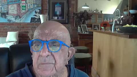 Snapshot of patvac chatting on April 13, 12:16 am patvac online show from April 13, 12:16 am