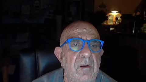 Snapshot of patvac chatting on April 20, 4:43 pm patvac online show from April 20, 4:43 pm