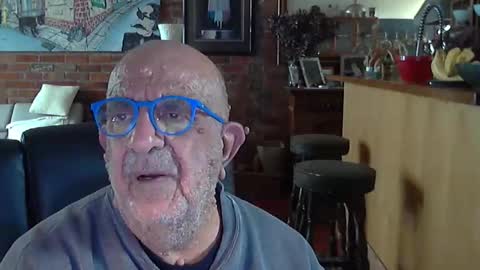 Snapshot of patvac chatting on April 27, 12:19 am patvac online show from April 27, 12:19 am