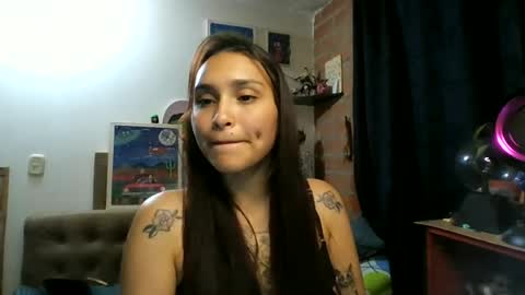 Snapshot of pau_cat chatting on June 15, 6:04 am Pau online show from June 15, 6:04 am