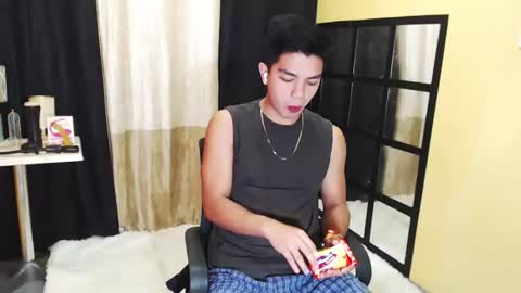 MrBigPaul online show from March 15, 5:46 am