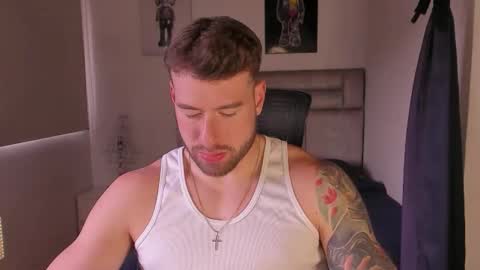 PAUL ROGER online show from March 8, 8:45 pm